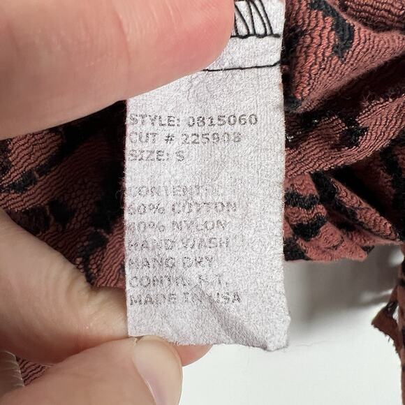 Cut Loose Womens Tunic Top SMALL Dark Pink Rose Floral Lace Sheer Pullover - Picture 4 of 7